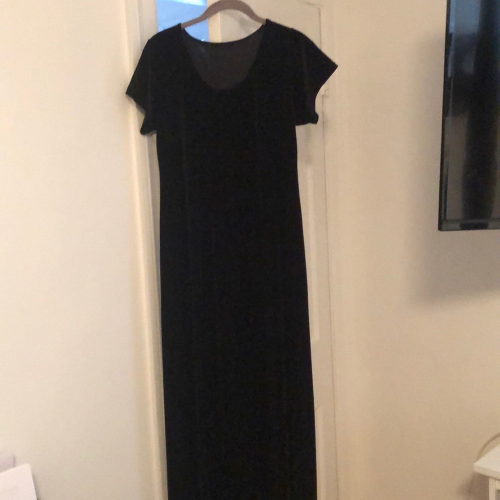 BLACK VELVET MAXI
